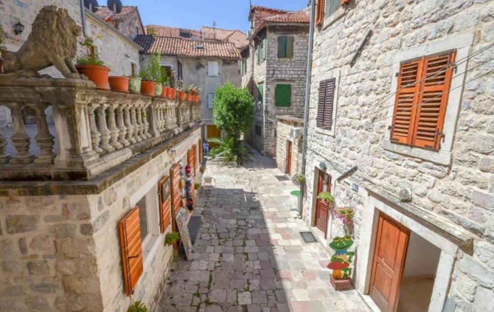 Majka Guest House Kotor Luaran gambar