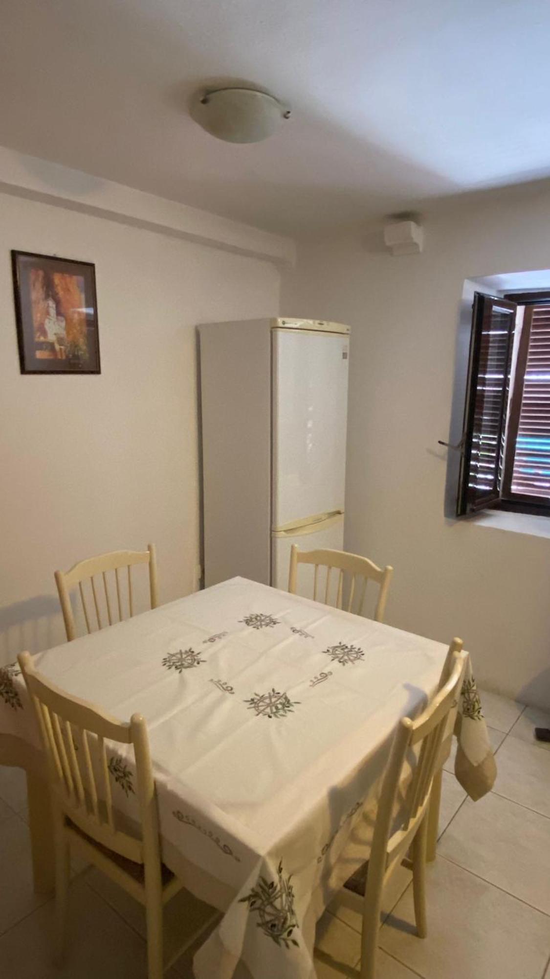 Majka Guest House Kotor Luaran gambar